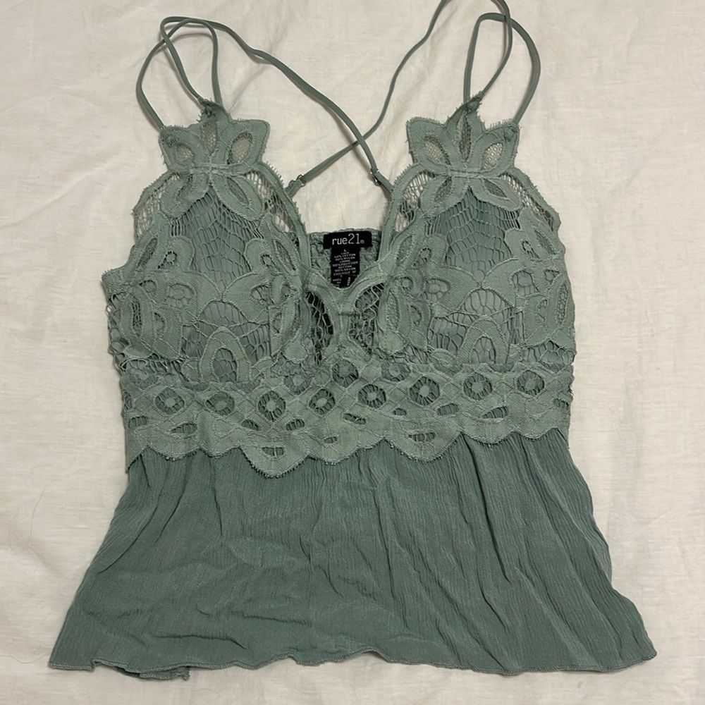 Rue21 lace tank top